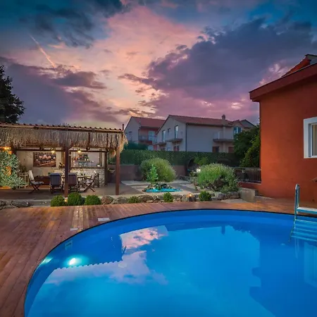 5 Bedroom Awesome In Bilice