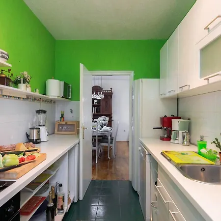 5 Bedroom Awesome In Bilice